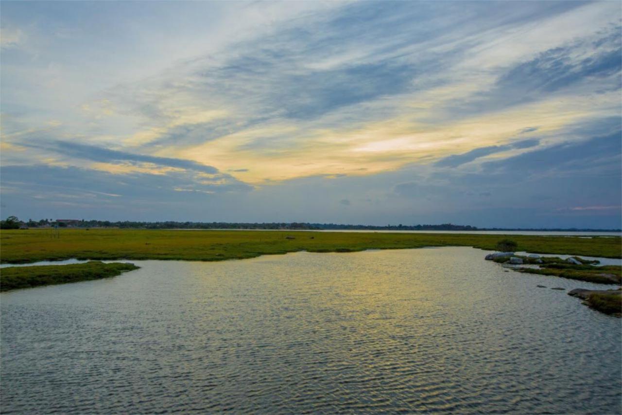 Nikara Nature Resort Arugam Bay Exterior photo
