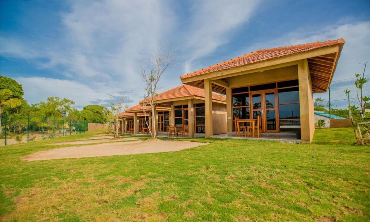 Nikara Nature Resort Arugam Bay Exterior photo